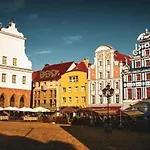 Апартаменти Black Tower In Centrum *