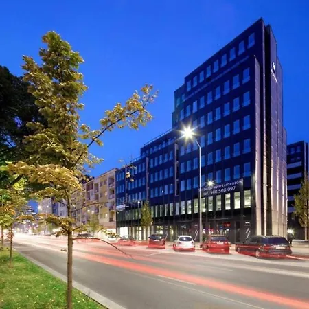 Апартаменты Black Tower In Centrum